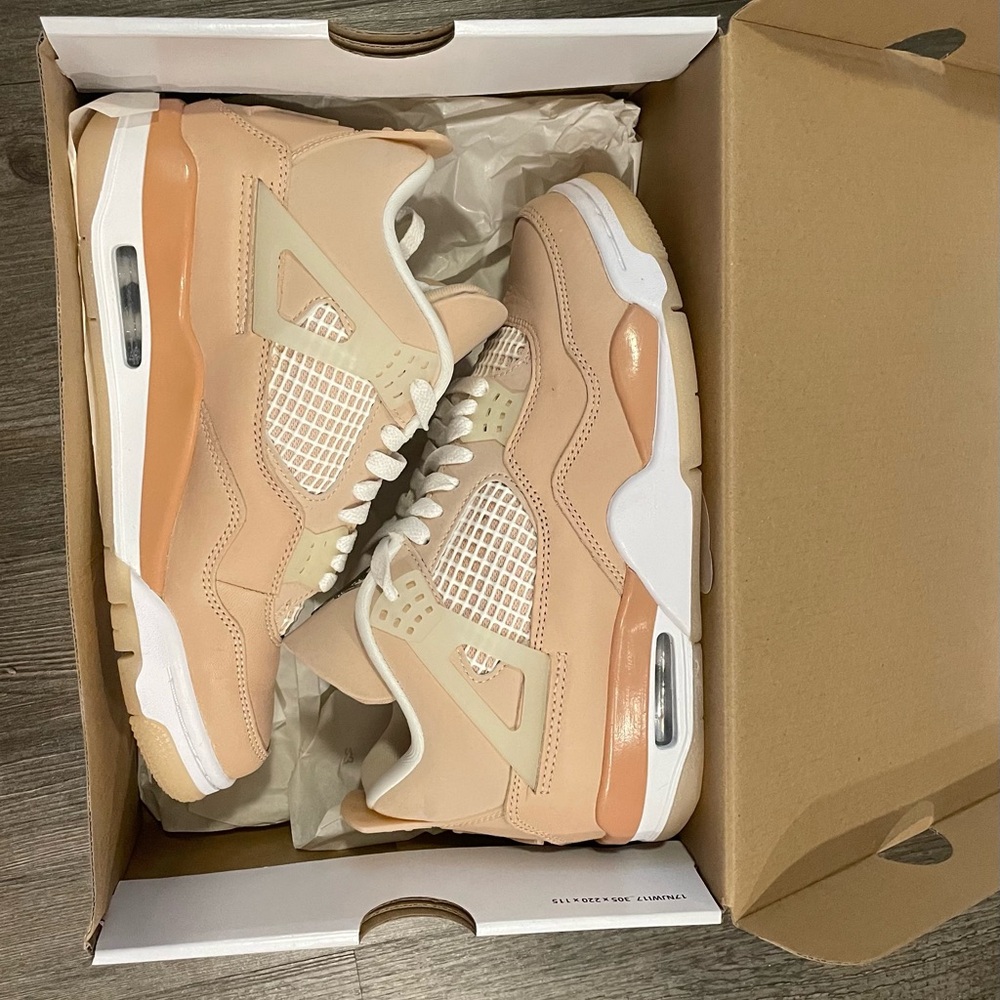 Jordan 4 Retro “Shimmer”